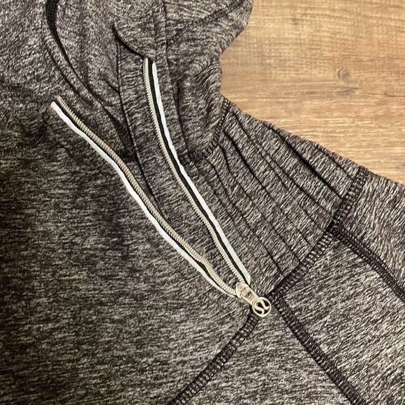 LuluLemon Pullover Hoodie!! - Picture 2 of 6
